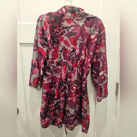 Daisy Fuentes Sheer Floral Tunic Top Sangria Combo Size Large - Picture 5 of 10